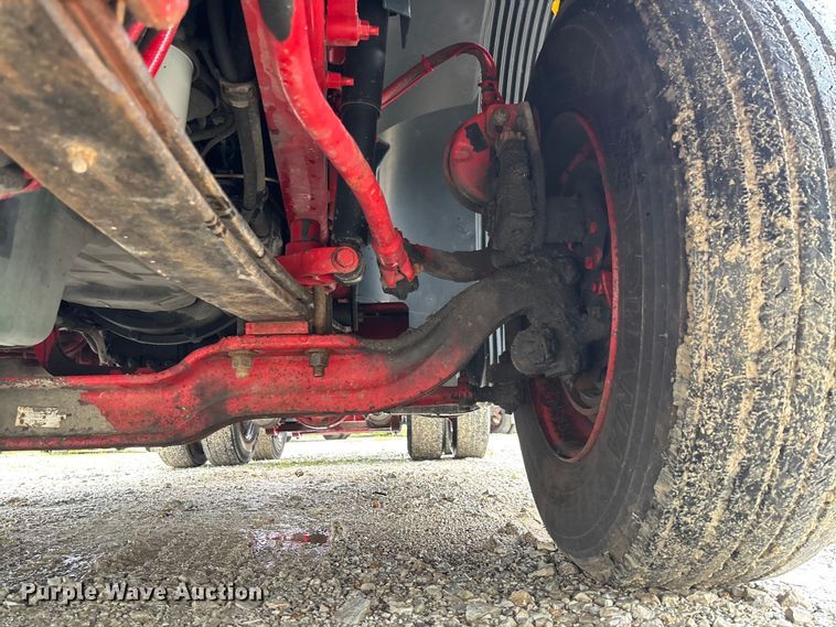 image for item FC1747 2016 Volvo VNL semi truck