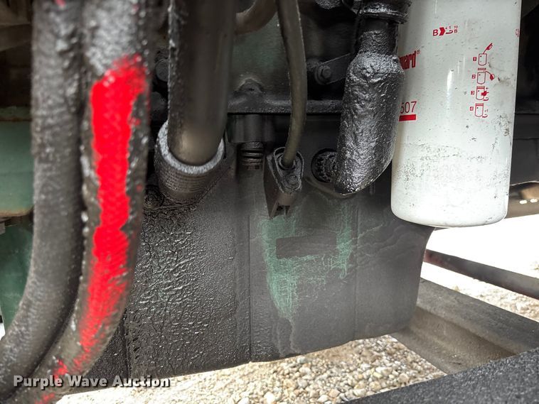image for item FC1748 2016 Volvo VNL semi truck