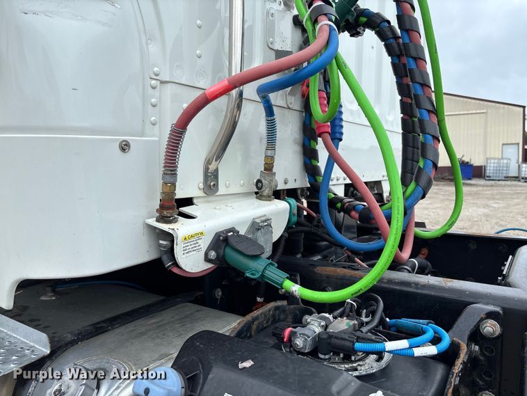 image for item FC1749 2015 Freightliner Business Class M2 106 semi truck