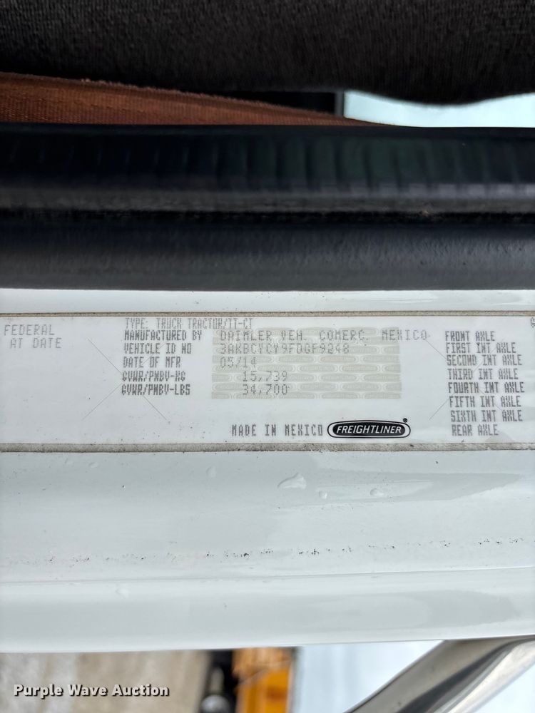 image for item FC1749 2015 Freightliner Business Class M2 106 semi truck