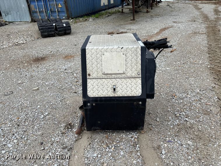 image for item FC1754 Thermo King auxiliary power unit