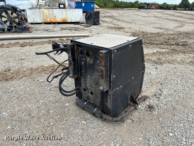 image for item FC1754 Thermo King auxiliary power unit