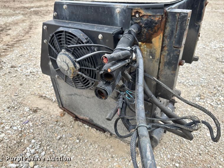 image for item FC1754 Thermo King auxiliary power unit
