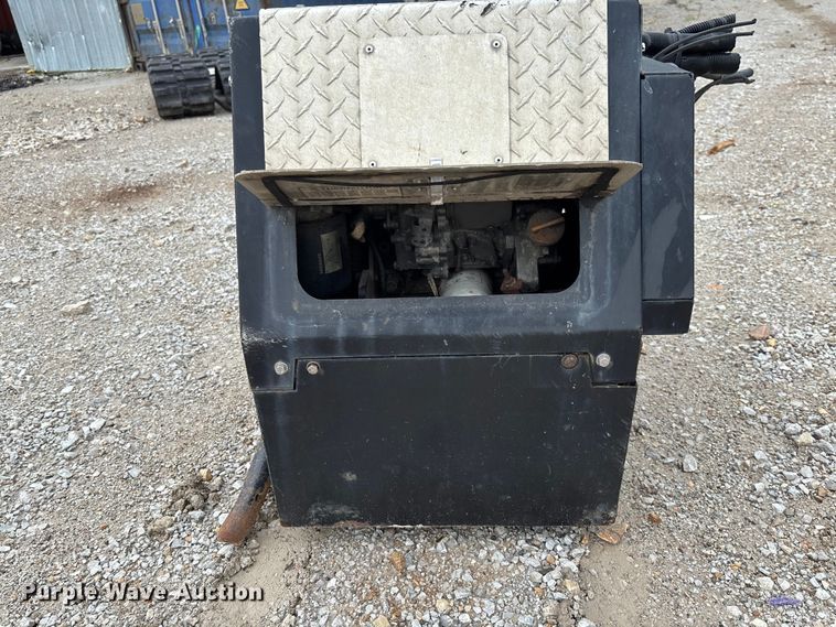 image for item FC1754 Thermo King auxiliary power unit
