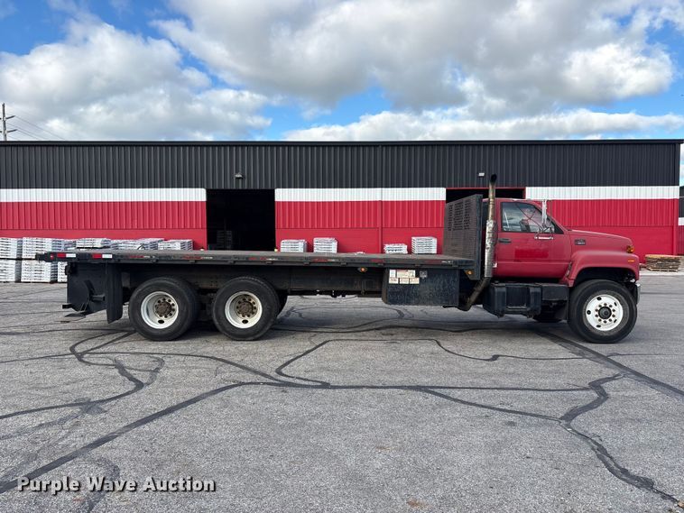 image for item FC2405 2001 GMC C7500 flatbed truck
