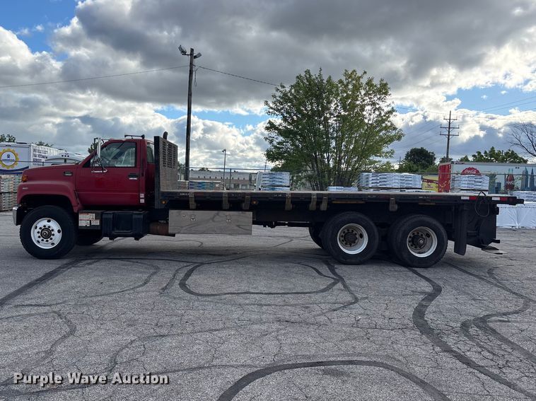 image for item FC2405 2001 GMC C7500 flatbed truck