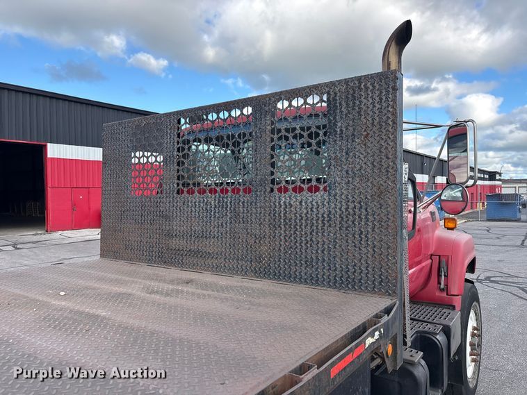 image for item FC2405 2001 GMC C7500 flatbed truck