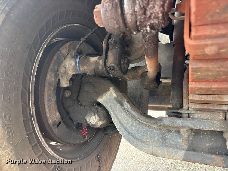 image for item FC2405 2001 GMC C7500 flatbed truck