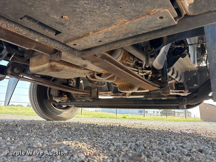 image for item FC2440 2007 GMC C5500 flatbed truck