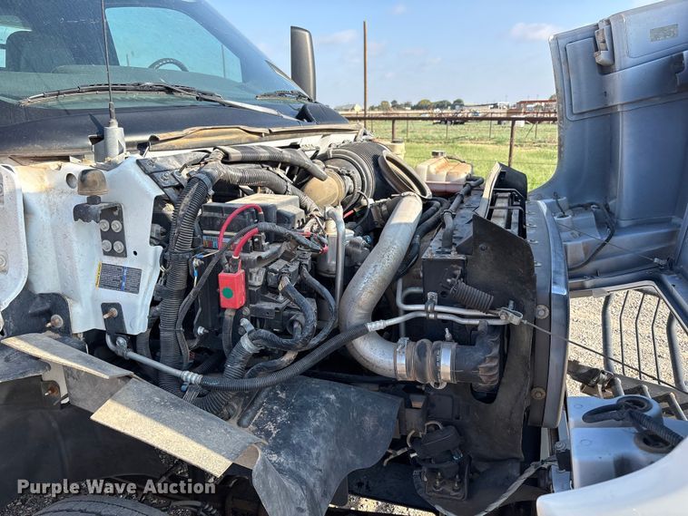 image for item FC2440 2007 GMC C5500 flatbed truck
