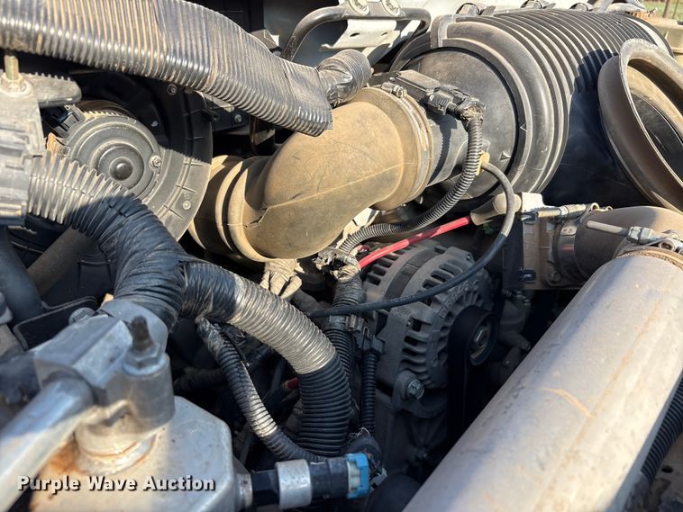 image for item FC2440 2007 GMC C5500 flatbed truck