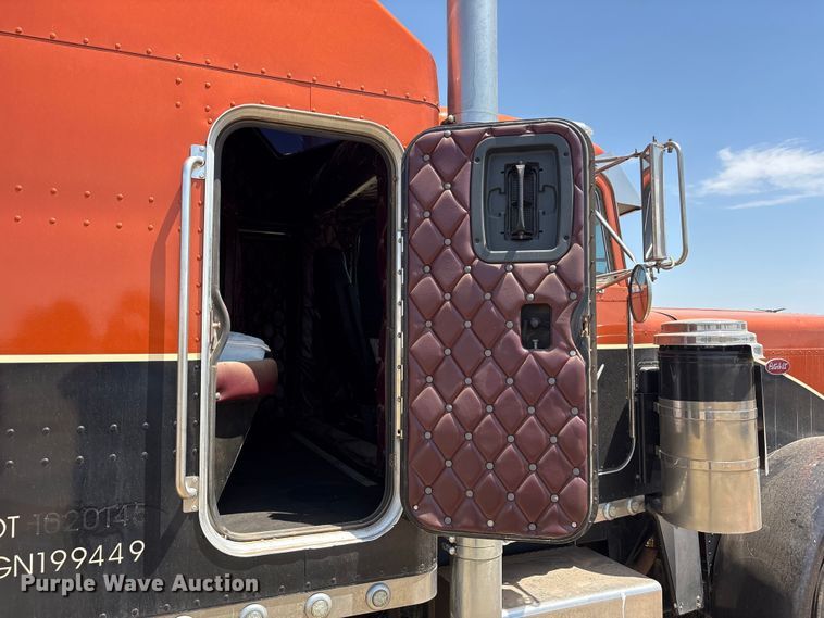 image for item FC2448 1986 Peterbilt 359 semi truck