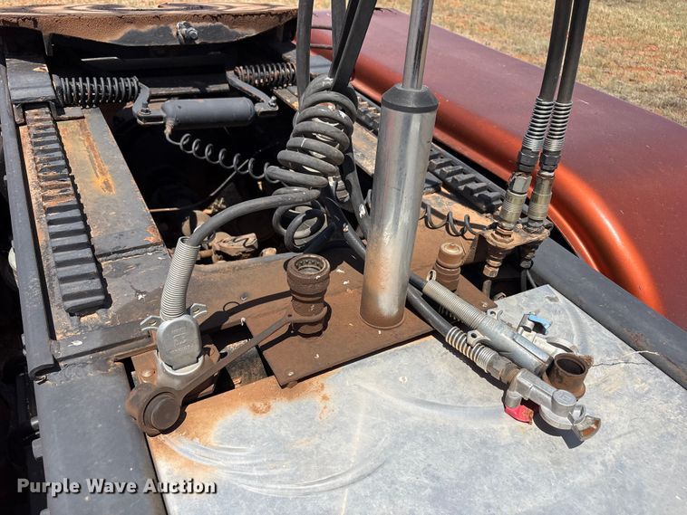 image for item FC2448 1986 Peterbilt 359 semi truck