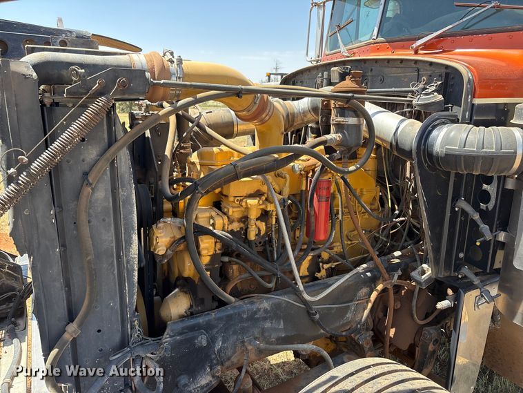 image for item FC2448 1986 Peterbilt 359 semi truck