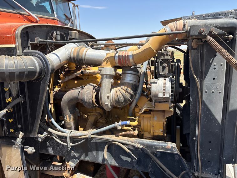 image for item FC2448 1986 Peterbilt 359 semi truck