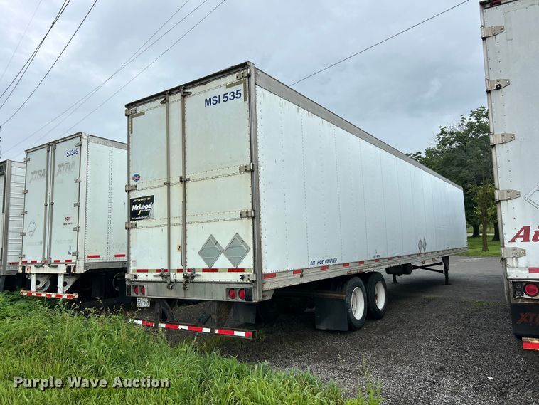 image for item FC2830 2008 Utility  VS2RA refrigerated van trailer