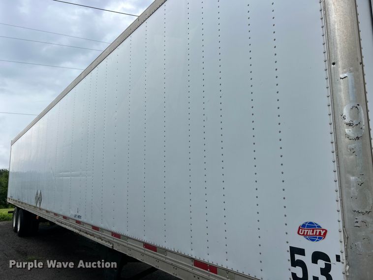 image for item FC2830 2008 Utility  VS2RA refrigerated van trailer