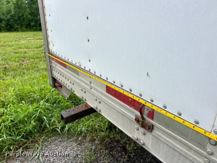 image for item FC2830 2008 Utility  VS2RA refrigerated van trailer