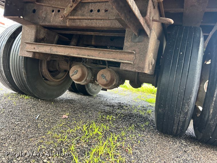 image for item FC2830 2008 Utility  VS2RA refrigerated van trailer