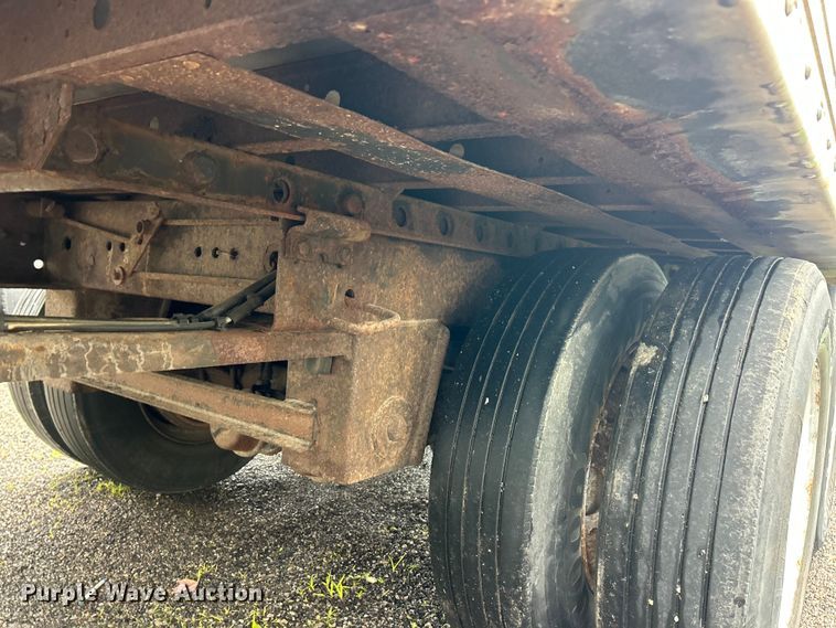image for item FC2830 2008 Utility  VS2RA refrigerated van trailer