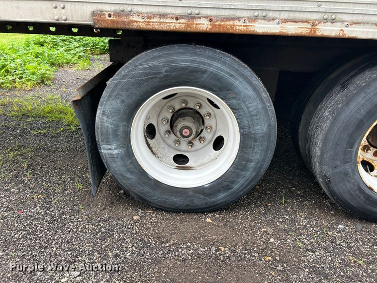 image for item FC2830 2008 Utility  VS2RA refrigerated van trailer
