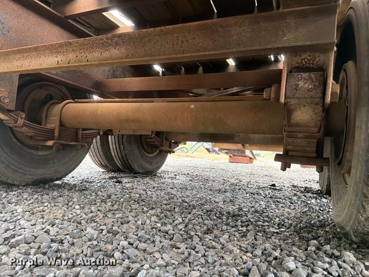image for item FC3189 2005 Jerry James 34 Dual GN equipment trailer