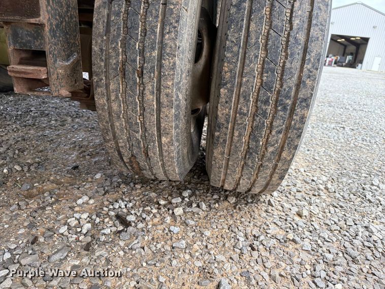 image for item FC3189 2005 Jerry James 34 Dual GN equipment trailer