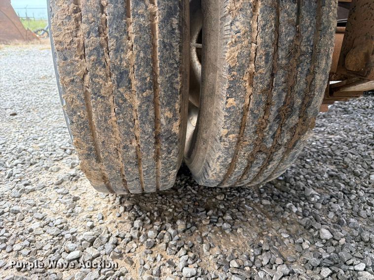 image for item FC3189 2005 Jerry James 34 Dual GN equipment trailer