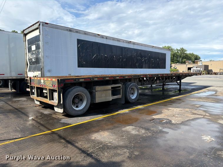 image for item FC3200 2007 Lufkin FL-11 flatbed trailer