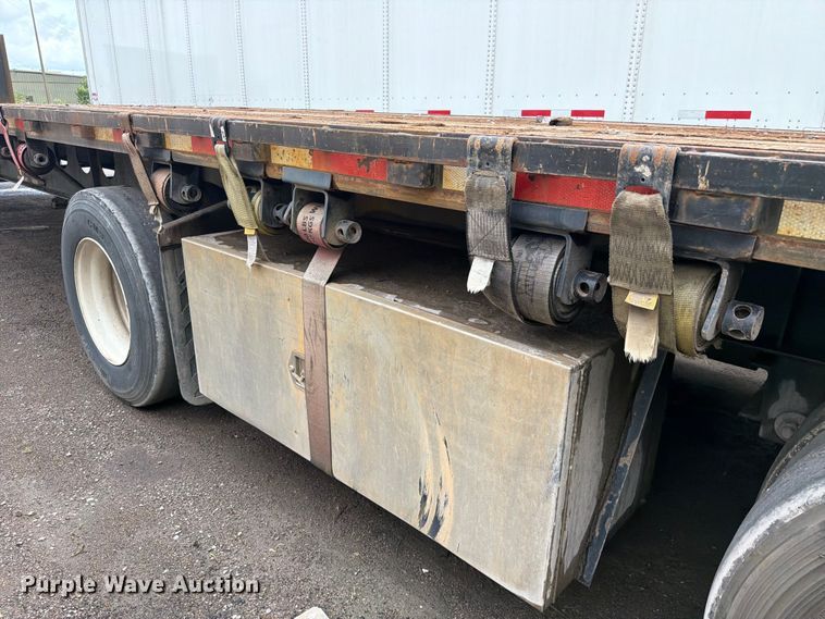 image for item FC3201 2007 Lufkin FL-11 flatbed trailer