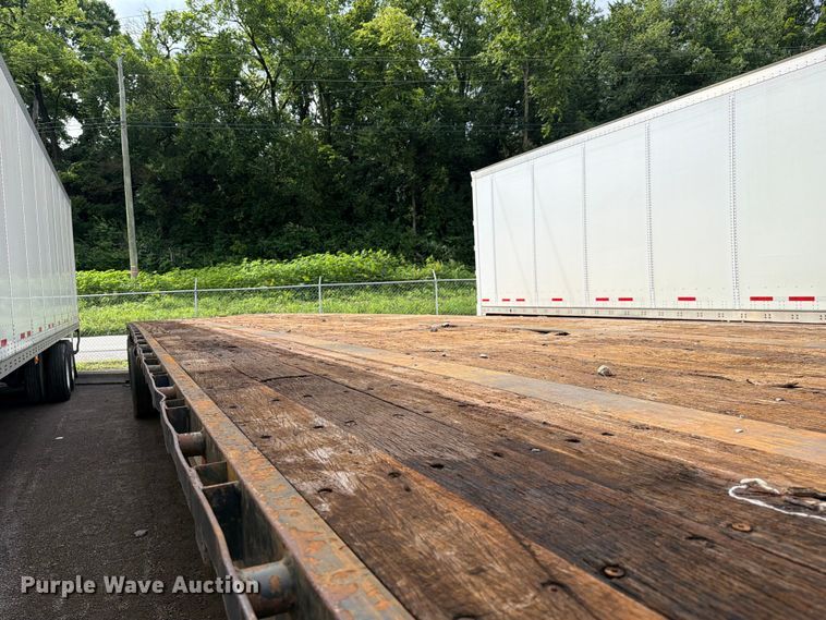 image for item FC3201 2007 Lufkin FL-11 flatbed trailer
