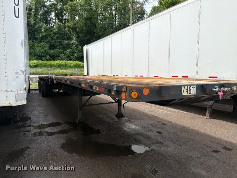 image for item FC3202 2007 Lufkin FL-11 flatbed trailer