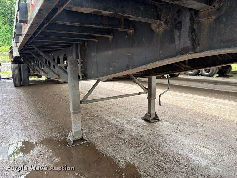 image for item FC3202 2007 Lufkin FL-11 flatbed trailer