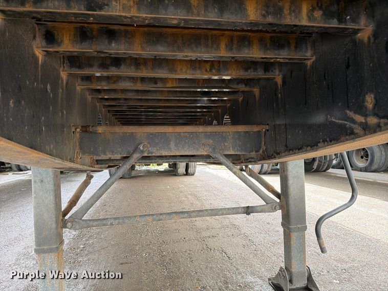 image for item FC3202 2007 Lufkin FL-11 flatbed trailer