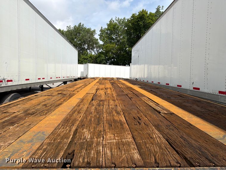 image for item FC3202 2007 Lufkin FL-11 flatbed trailer