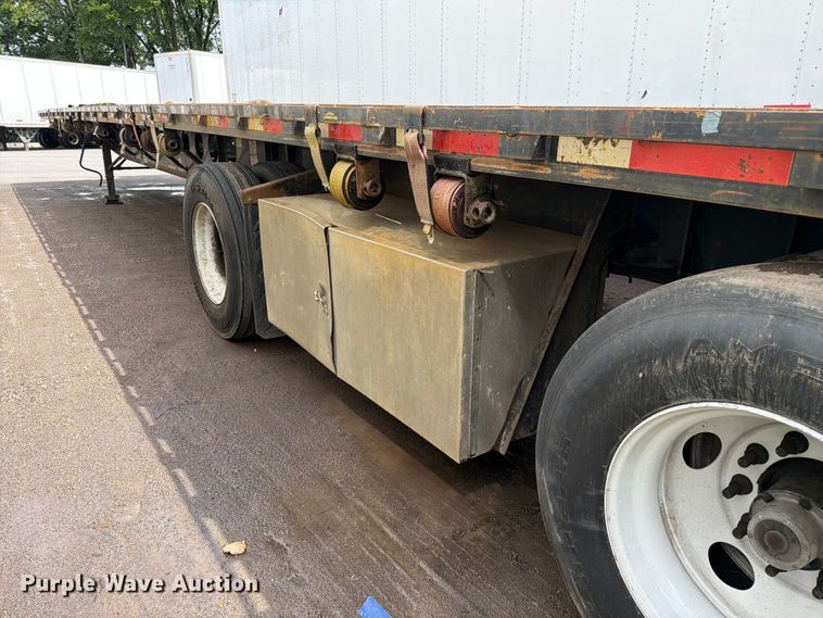 image for item FC3202 2007 Lufkin FL-11 flatbed trailer