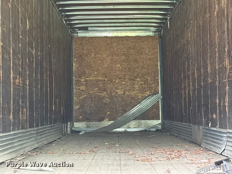 image for item FC3204 2002 Strick Commercial Trailer dry van trailer