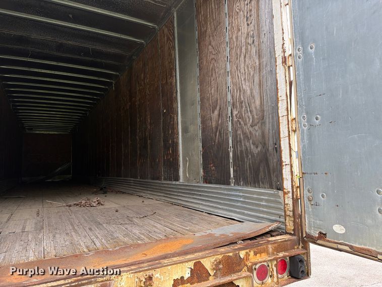 image for item FC3204 2002 Strick Commercial Trailer dry van trailer