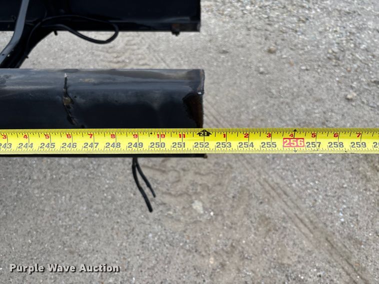 image for item FC5614 2015 International DuraStar 4300 truck cab and chassis