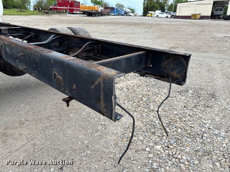 image for item FC5615 2010 International DuraStar 4300 truck cab and chassis