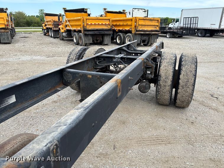 image for item FC5616 2010 International DuraStar 4300 truck cab and chassis
