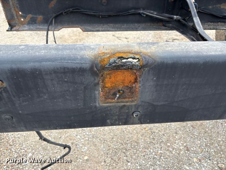 image for item FC5616 2010 International DuraStar 4300 truck cab and chassis