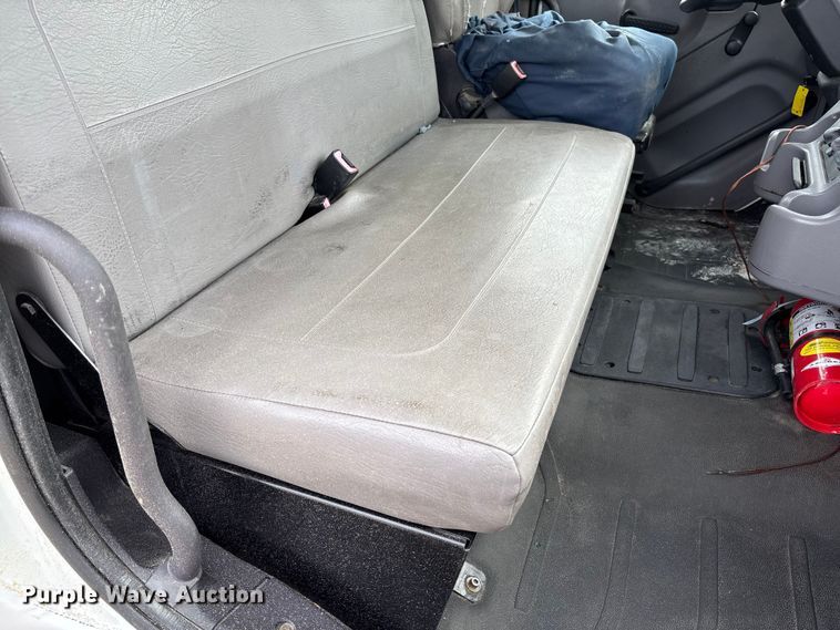 image for item FC5618 2013 Freightliner  Business Class M2 truck cab and chassis