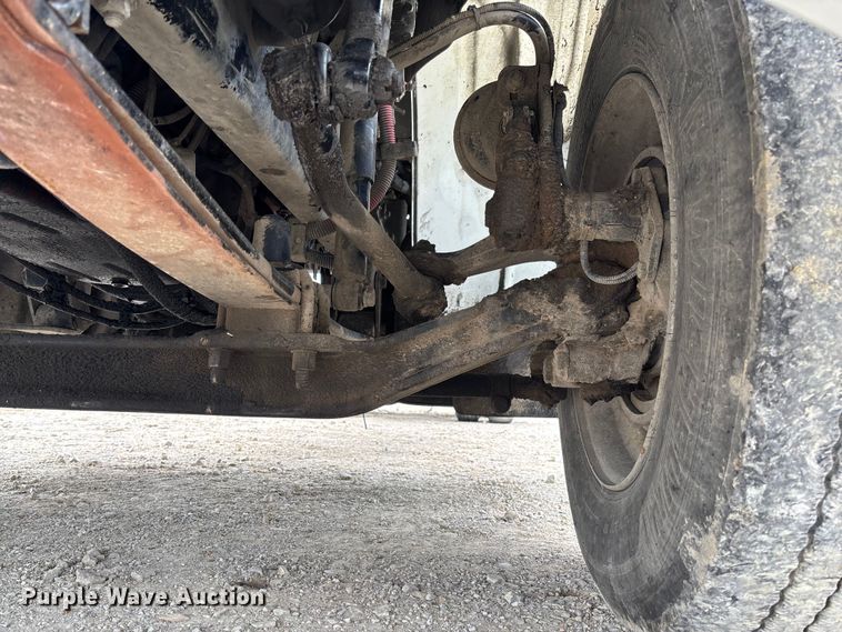 image for item FC5711 2010 Freightliner M2106 truck cab and chassis