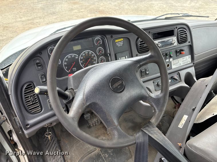 image for item FC5711 2010 Freightliner M2106 truck cab and chassis