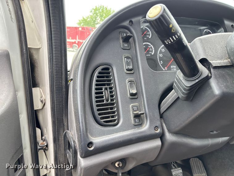 image for item FC5711 2010 Freightliner M2106 truck cab and chassis