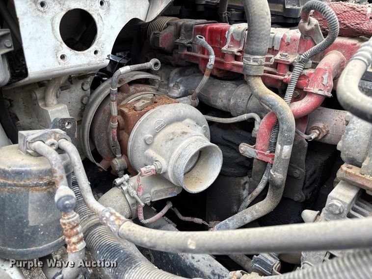 image for item FC5711 2010 Freightliner M2106 truck cab and chassis