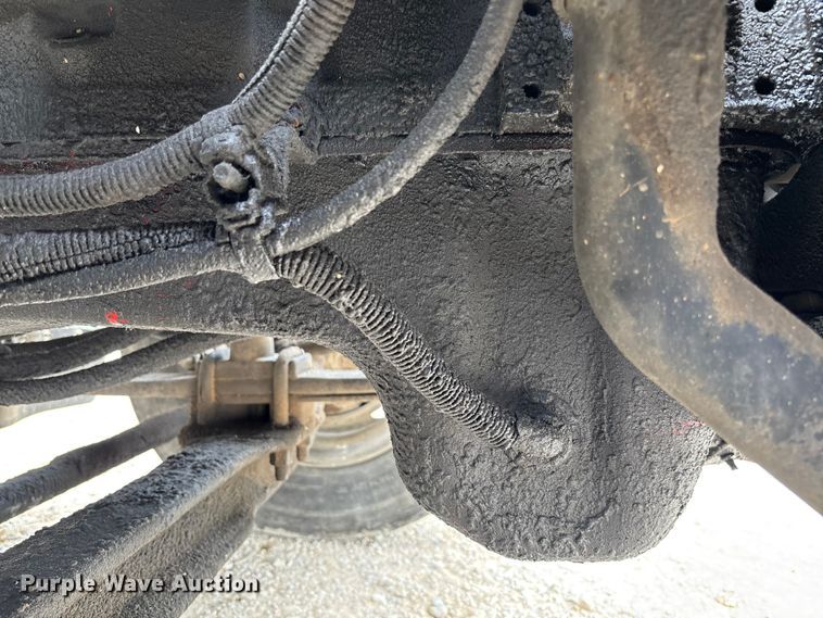image for item FC5711 2010 Freightliner M2106 truck cab and chassis