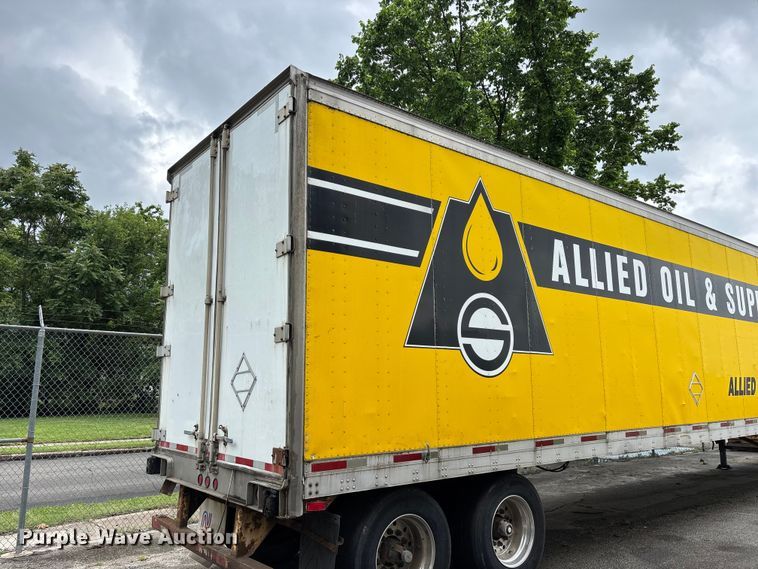 image for item FG0389 1997 Utility dry van trailer