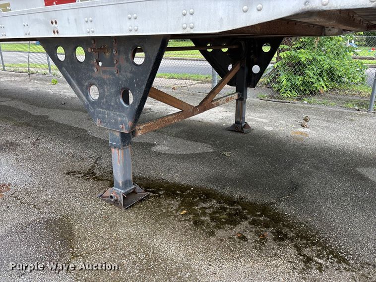 image for item FG0389 1997 Utility dry van trailer